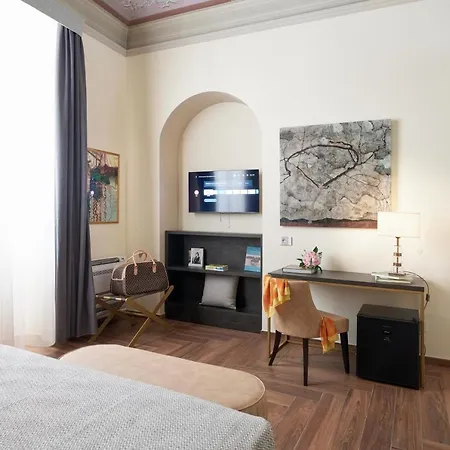 Residenza Mondragone فلورنس