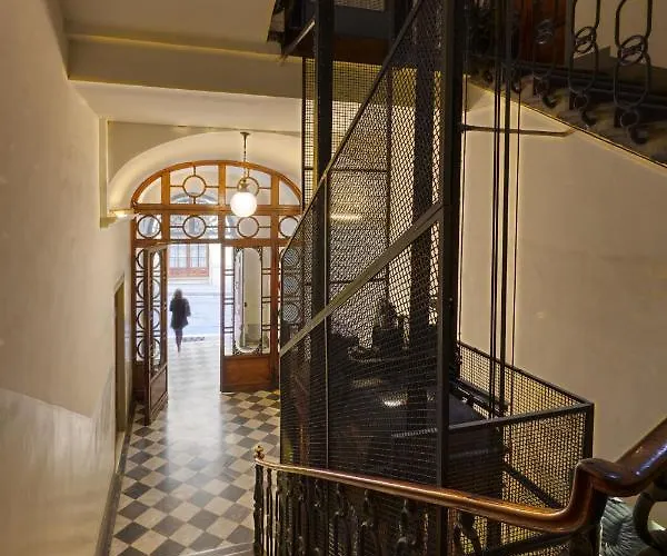 Residenza Mondragone Alojamento de Acomodação e Pequeno-almoço Florença