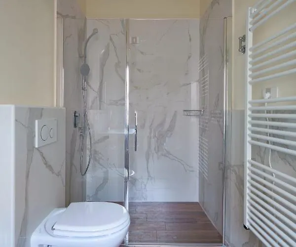 Alojamento de Acomodação e Pequeno-almoço Residenza Mondragone Florença